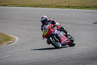 anglesey-no-limits-trackday;anglesey-photographs;anglesey-trackday-photographs;enduro-digital-images;event-digital-images;eventdigitalimages;no-limits-trackdays;peter-wileman-photography;racing-digital-images;trac-mon;trackday-digital-images;trackday-photos;ty-croes